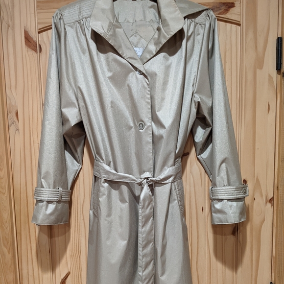 Women's Vintage 80's Elan hooded Trench Coat - champagne color - size 10 - Picture 2 of 15